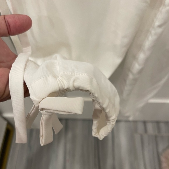 Amanda Uprichard Josietta Sleeveless Jumpsuit in Ivory.Size M - Picture 10 of 16